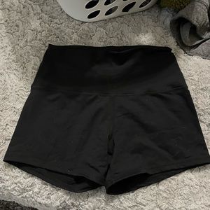 Born primitive shorts